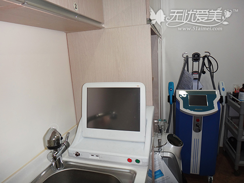 韩国延世白整形外科 拉皮设备